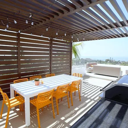 Exquisite Near - Heated Pool Villa *
